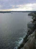 sydney-07.jpg (32824 bytes)