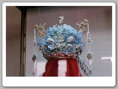 Emperial crone in one of the buildings