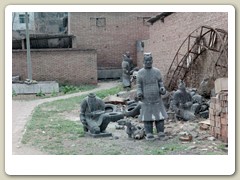 Local artisian making terracotta items
