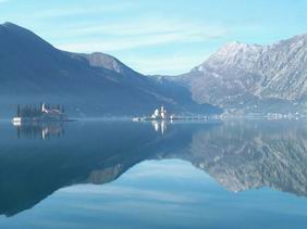 Kotor bay with
catholic churches Gospa od Skrpjela and Sv. Juraj