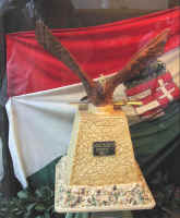 Pc130239.jpg (79929 bytes)