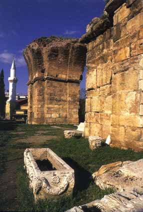 sevenchurch3.jpg (51845 bytes)