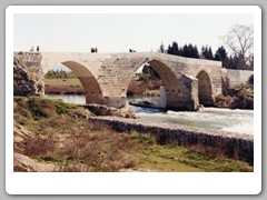 No traffic allowed on the bridge