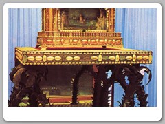 A postcard picture since we were not allowed to see the original items