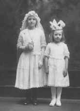 regina-kate.jpg (26655 bytes)