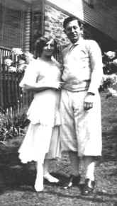 walter-regina.jpg (99104 bytes)